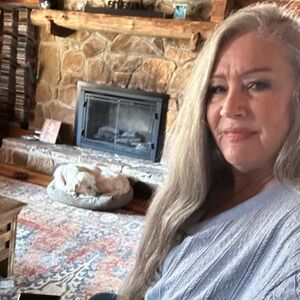 Meet your Posher, Diane